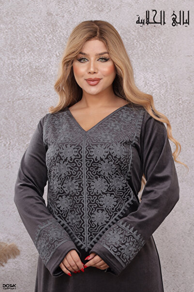 Lyaly aljlabyh ❄️ "Royal Nights" Kaftan - Luxurious velvet with dense gold wo...