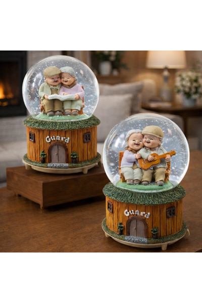 Fixport Mutlu Yaşlı Çiftler Tasarımlı Büyük Boy Püskürtmeli Kar Küresi