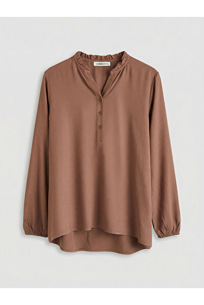 LC Waikiki Stylish and Timeless Pink Ruffled Mock Neck Blouse