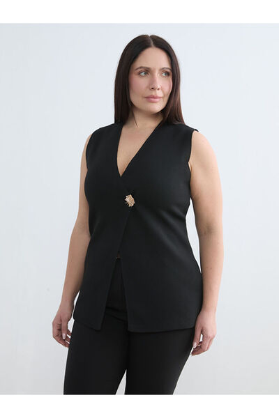 LC Waikiki Rmz Gi̇yi̇m Farkiyla Large Size V-Cut Women's Knitwear Vest