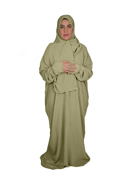 SDD A lovely, wide, and comfortable prayer garment with an attached veil (zip...