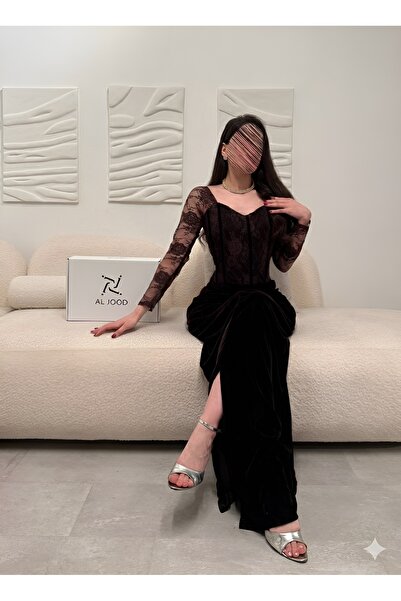 ALGOOD Brown velvet evening dress with corset and lace