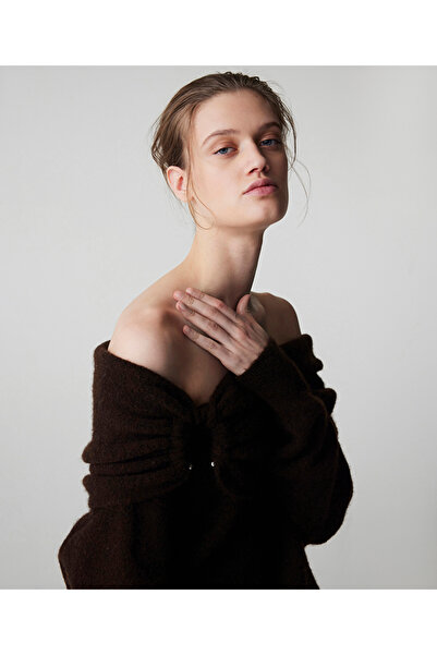 İpekyol Omzu açık yün içerikli triko