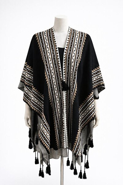 CNR TEKSTİL Tricot Poncho with Ethnic and Tassel Details
