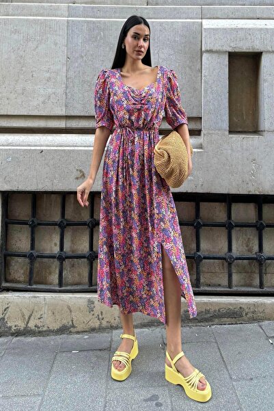 FOR YOU MODA langes lila Kleid aus Viskose mit Raffungen vorne, Schlitz und M...