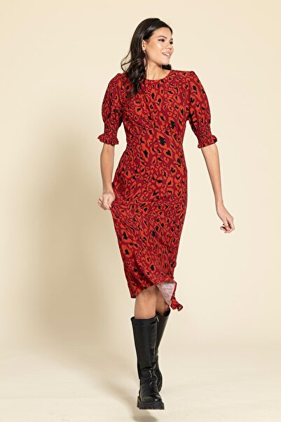 FOR YOU MODA Rotes Kleid mit Leopardenmuster und geraffter Taille