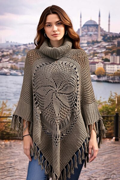 LAGRANZE Women's Winter Icon Knitted Poncho Shawl