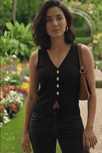 Lunarose V-Neck Buttoned Knitwear Vest Black