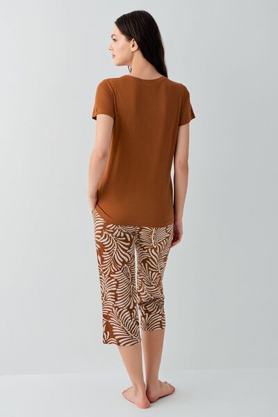 Arnetta Women's Crew Neck Printed Summer Regular Fit Brown Capri Set Ar3604-S-V1