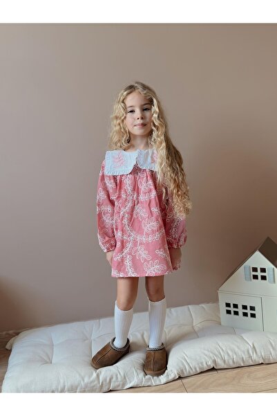 CARLA MARA Момичешка рокля с яка, бродерия и подплата от лен