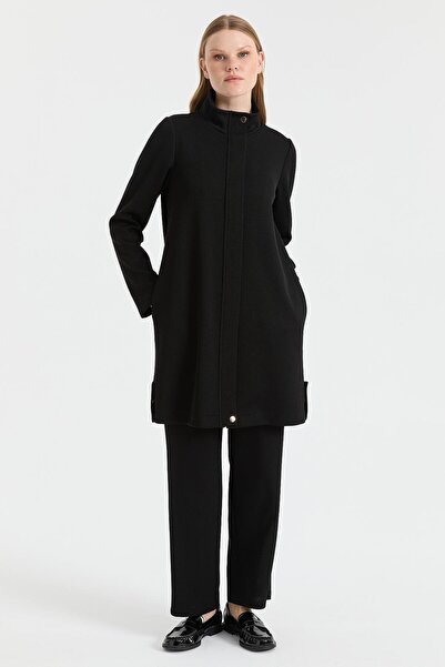 Esswaap Yüksek Yakalı ÇıtÇıt Detaylı GiyÇık Siyah