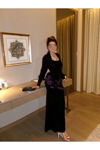 ZAYNAFASHIONSA Zina's black velvet dress