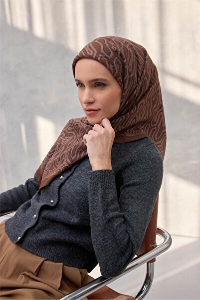 Silk Home وشاح فيسكوز فيلورا بنمط سلسلة للفصول الأربعة بني 90×90