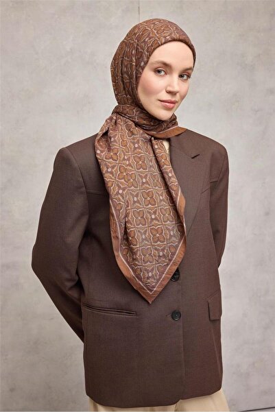 Silk Home Eșarfă din viscoză Velora, maro caramel, cu model trifoi, 90x90