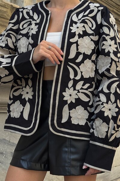 Burcia Floral Embroidered Women's Lined Jacket
