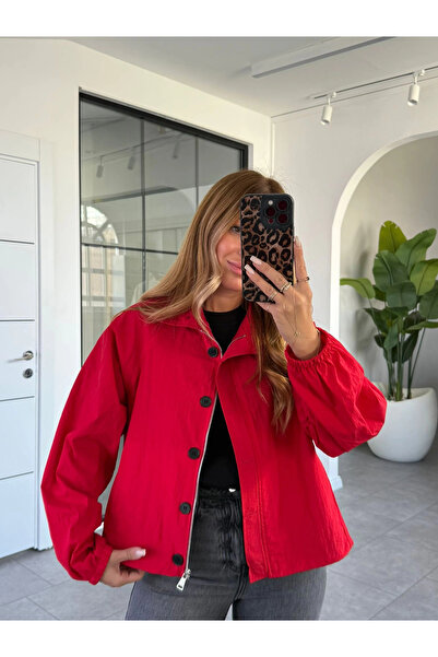 KÜBRA SÖYLEMEZ BOUTİQUE KIRMIZI YAĞMURLUK