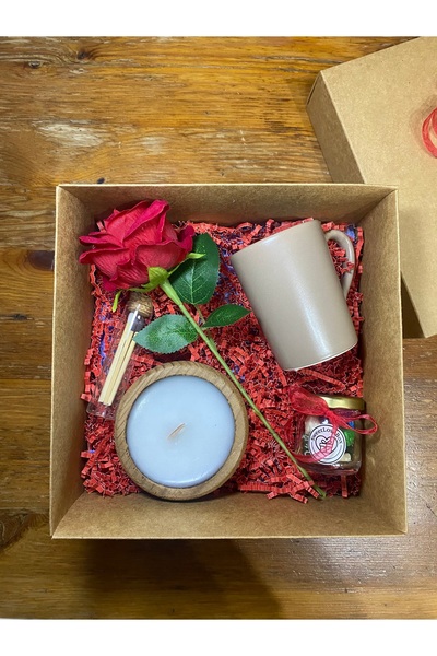 Sweet Sevgiliye hediye,kırmızı gül ,yıldönümü ,özel günler ,sevgililer günü