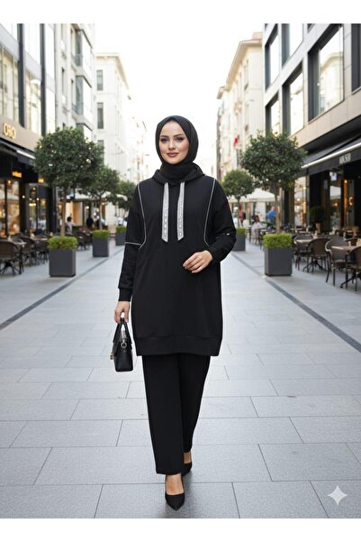 Moodbasic Hooded Set with Stone Laces