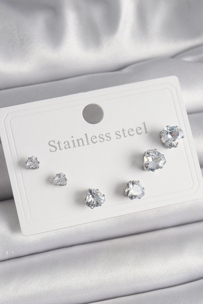 shopwave طقم أقراط نسائية من الفولاذ 316L بلون فضي مع حجر الزركون على شكل قلب