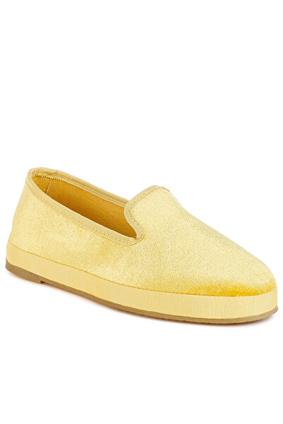 london Rag Women Velvet Round Toe Slip-On Loafers in Light Yellow