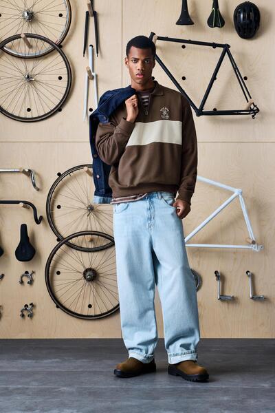 Pull & Bear Brown quarter-zip sweatshirt