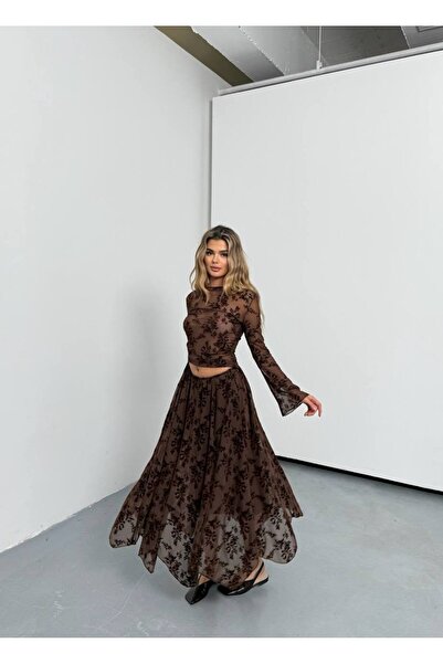 b buhari bykoc Elastic Waist Textured Asymmetrical Cut Tulle Skirt