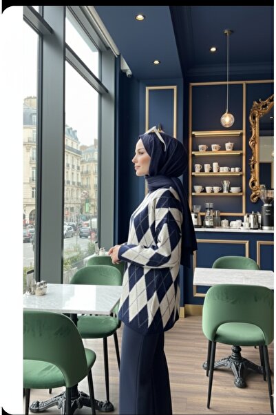 LİBASSİNİ Baklava Patterned Fleece-Lined Oversized Sweater