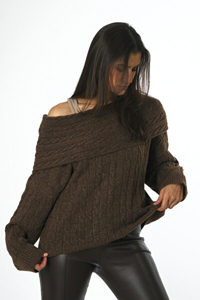 ABBRA Women's Madonna Collar Sweater