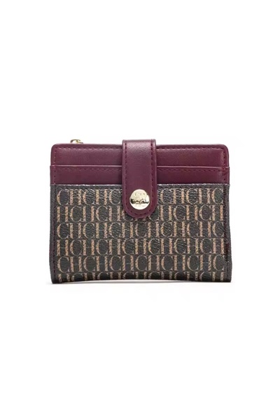 Ch Stylish wallet with a design