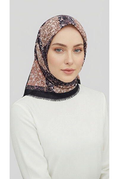 Karaca Eşarp ΜΑΛΑΚΟ ΜΑΝΤΗΛΙ ΜΕ ΣΧΕΔΙΟ ΦΥΛΛΩΝ ΚΑΡΑΚΑ - ΜΑΥΡΟ ΠΛΑΚΑΚΙ