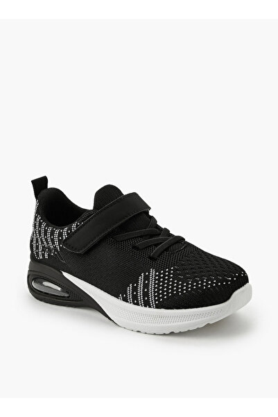 Oaklan by Shoexpress Boys Hook & Loop Sports Shoes