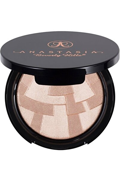 Anastasia Anastasia Beverly Hills highlighting powder