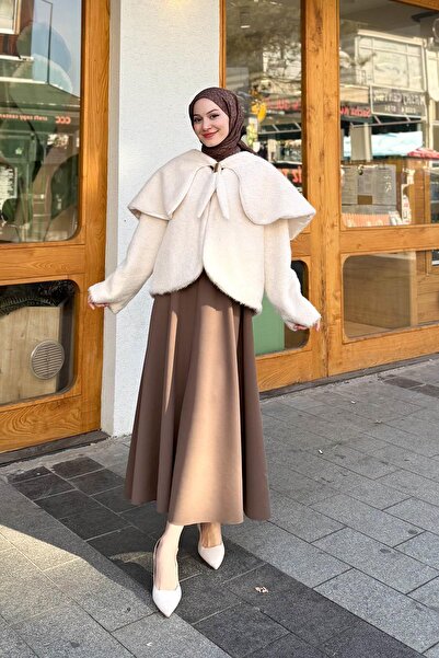 MERVE KAYKISIZ Seraphine Geniş Yaka Kısa Kürk Ekru