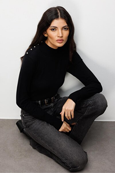 Mixray 7002 Women's Shoulder Buttoned Knit Sweater Black