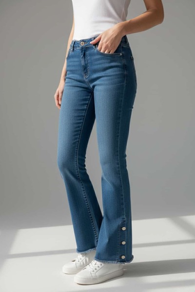 Yağmur Butik Pantaloni din denim spaniol cu nasturi decorativi