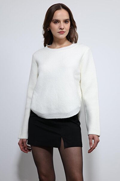 Antioch Ecru Button Detailed Knit Sweater