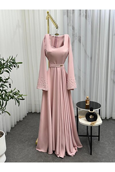 alweshah alahmar long dress
