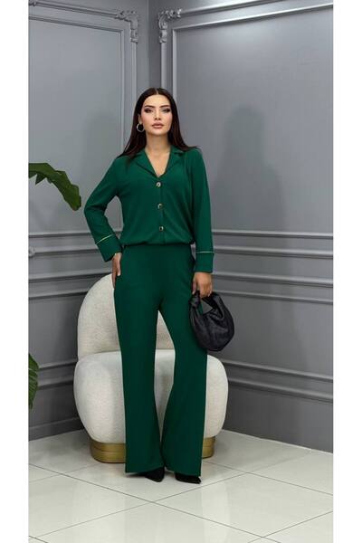 Cannes طقم نينا الذهبي ذو الأزرار الخضراء المزدوجة