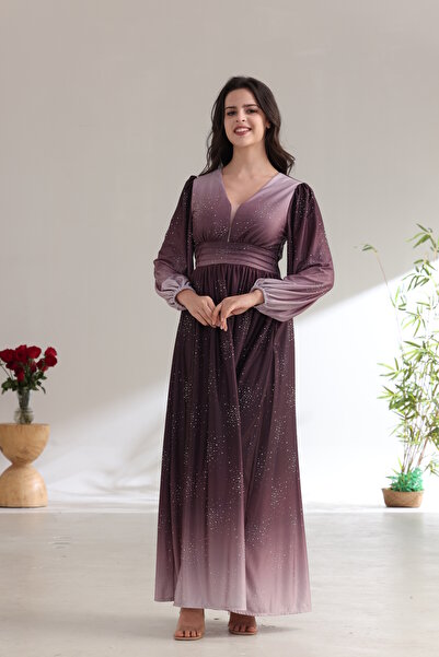 Verona Elegant women's dress with a soft cut and subtle sheen