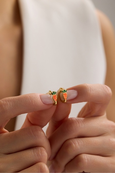 Nereze 925 Ayar Gümüş Gold Kaplama Minik Havuç Model Çocuk Küpe