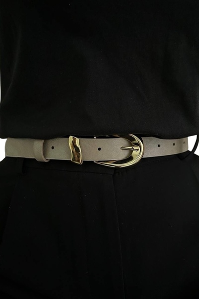 stravis Mink Belt with Gold Oval Buckle