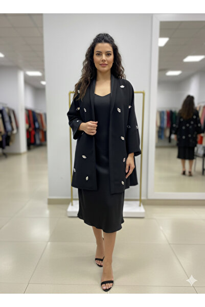 BeyzaÇelikButik سترة نسائية بتفاصيل حجرية – أسود، تصميم أنيق، سترة مصممة