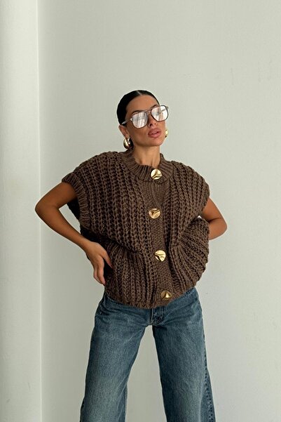 Auroveen Oversized Big Button Detail Zero Sleeve Thick Cardigan Av3735