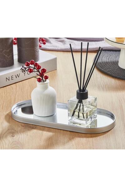 YUVAYAÖZEL Oval Mirrored Presentation Stand/ Wall Decoration