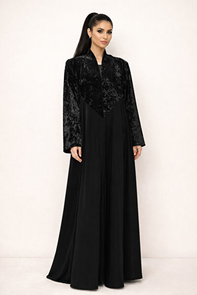 NN01 A black abaya in crepe fabric with velvet, delivered with a headscarf.
