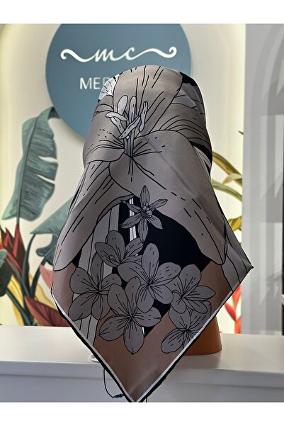EGGO COUTURE وشاح حرير تيفيل