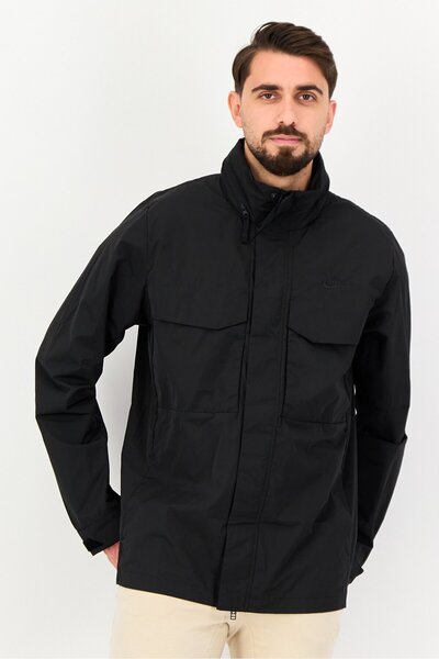 Nike Men Sportswear Fit Long Sleeve Outdoor Windbreaker Jacket, Black