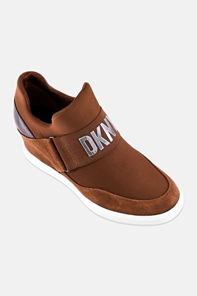 Dkny Women Cosmos Brand Logo Slip On Micro Suede Sneakers, Brown