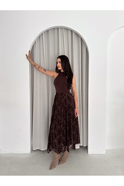 Ozy Fashion Brown Asymmetrical Cut Lace Long Skirt (Lined)