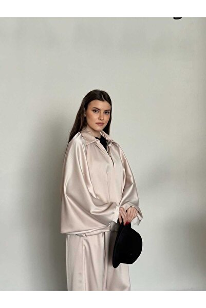 VESS MODA Satin Oversized Mold Jacket and Pants Double Suit